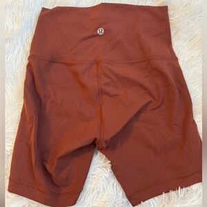 Lululemon wunder train short